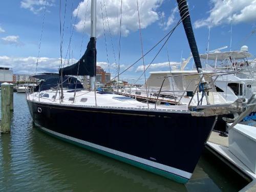 Catalina 470 ficha tecnica